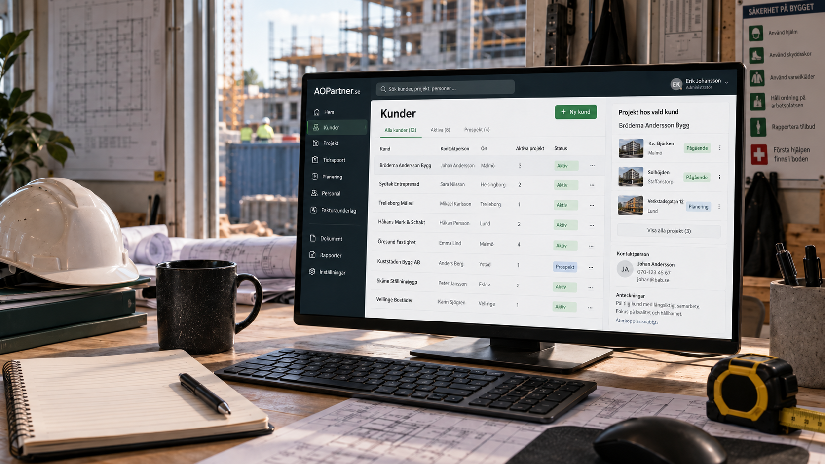 Mötesbord med dator och skiss av ett digitalt gränssnitt